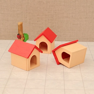 Miniature wooden Christmas house set with red roofs and natural finish for DIY decor