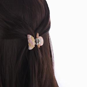 Pink and yellow marble pattern acetate hair claw clip for elegant women hairstyles