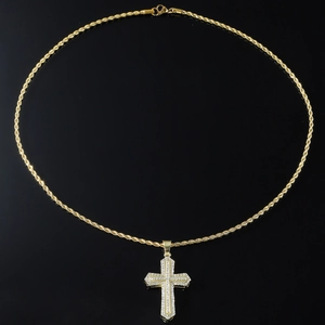 Men's hip hop gold cross pendant necklace with sparkling diamonds on rope chain
