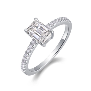 Elegant emerald cut moissanite ring in S925 sterling silver with sparkling side stones