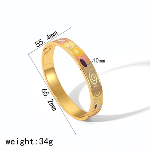 Détail du bracelet manchette en émail et acier titane avec dimensions et mesures