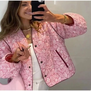 Women Paisley Print Quilted Jacket V Neck Button Down Long Sleeve Retro Boho Lightweight Outerwear Coat For Spring