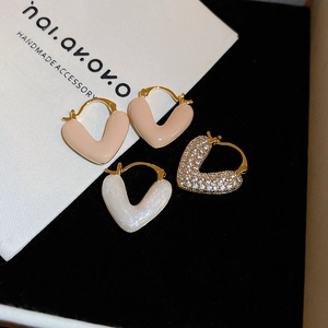 Elegant Heart Shape V Earrings Gold Plated Copper With Zircon Enamel Steel Earring Post For Women