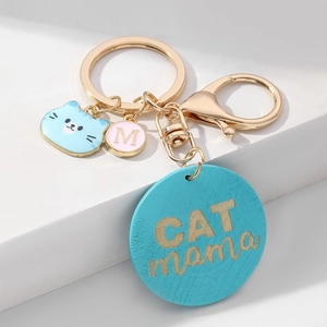 Porte-clés CAT MAMA en bois avec pendentif chat et mousqueton en métal doré