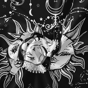 Arazzo celeste artistico con stampa mistica di sole e luna in bianco e nero