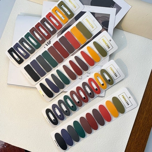 Matte candy-colored geometric hair clip set for women in assorted Morandi colors