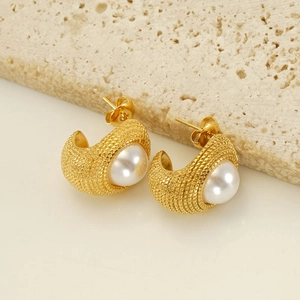 Boucles d'oreilles en métal tressé plaqué or 18 carats avec grandes perles blanches