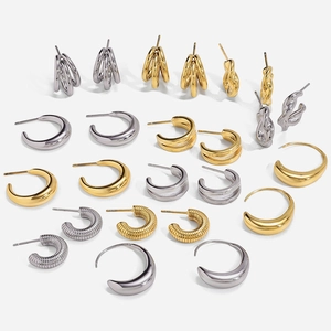 Set classico di 15 paia di orecchini in acciaio inossidabile oro 14K e argento con forme a C