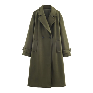 Manteau long en laine vert foncé élégant avec double boutonnage et revers classique chic