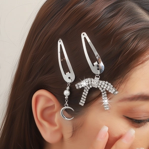 Alloy Rhinestone Hair Clips With Moon Bowknot Pendant Imitation Artificial Pearl Sparkling Bangs Side Clip Trendy Y2K Hair Accessories