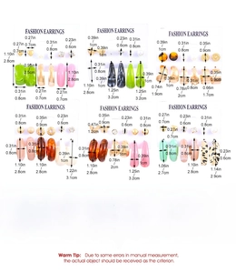Detailed measurement chart showing sizes and alloy weight for resin geometric hoop earrings