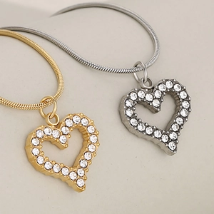 Hollow Heart Pendant Necklace Stainless Steel Pavé Rhinestone Snake Chain Fashion Light Luxury Jewelry For Women