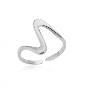 Detailed macro view of an irregular wave minimalist adjustable ring in 18k gold plating
