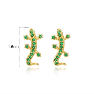 Detailed view of gold plated lizard stud earrings with green zircon and 1.6cm size guide