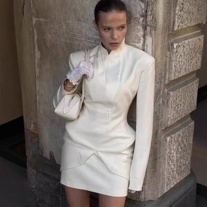 Robe Mini Blazer Structurée Épaulettes Col Montant Manches Longues Coupe Slim Polyester Élégant Pour Femmes