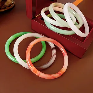 New Chinese Style Round Bangle Bracelet Simple Polished Liuli Glass Imitation Jade Elegant Niche Luxury Jewelry For Women