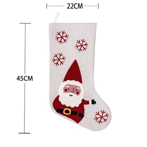 Chaussette de Noël en lin avec Père Noël 3D et flocons de neige brodés 45cm x 22cm