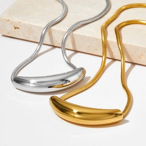 Chic minimalist snake chain necklace with curved tube pendant in gold and silver finish