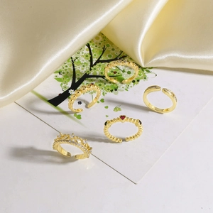 Set of 5 gold-plated heart rings with colorful zircon and adjustable open band design
