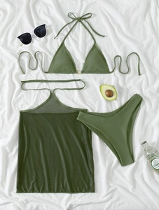 Ensemble bikini 3 pièces vert olive avec paréo en résille et accessoires de plage d'été