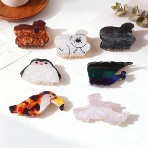 Handgefertigte Acryl-Haarklammern mit Tierfiguren wie Koala Pinguin und Tukan