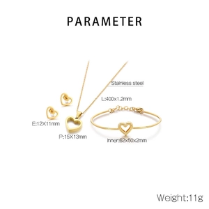 Détails des paramètres de la parure cœur en acier inoxydable doré avec les mesures