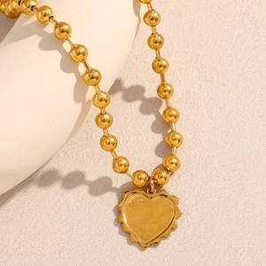 Elegante collana a sfere in acciaio inossidabile placcato oro 18K con cuore