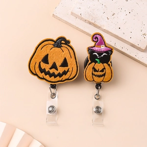 Halloween Ausziehbarer Ausweishalter Bestickter Filz Kürbis Schwarze Katze Badge-Halter Mit Clip Für Büro Krankenschwester ID-Karte