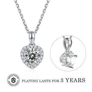 Collana con ciondolo a cuore in moissanite da 1 carato in argento sterling 925 halo