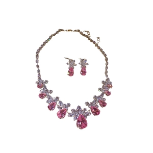 Pink zircon waterdrop flower necklace and earrings jewelry set in silver finish