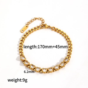 Élégant bracelet tennis coeur en acier inoxydable plaqué or 18 carats avec zircone