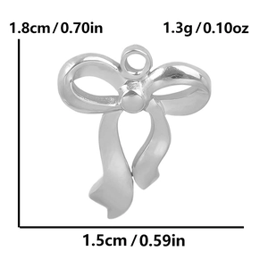 Detailed size map of silver bow pendant showing 1.8cm height and 1.5cm width dimensions