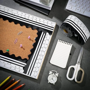 Scalloped black and white wave bulletin board border stickers set with push pins