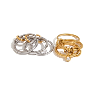 Ensemble de bagues empilables multicouches en or et argent avec pierres zircons