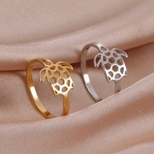 Minimalist Stainless Steel Hollow Sea Turtle Ring 18K Gold Plated Animal Finger Ring For Men Women Beach Jewelry Gift