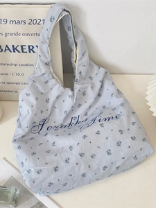 Französische blaue Segeltuchtasche mit Blumenmuster, Zozakka Time Druck und großem Volumen