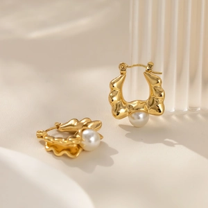 French Vintage Geometric Hoop Earrings With Imitation Artificial Pearl And Stainless Steel Earring Post Gold Wavy Elegant Women Jewelry