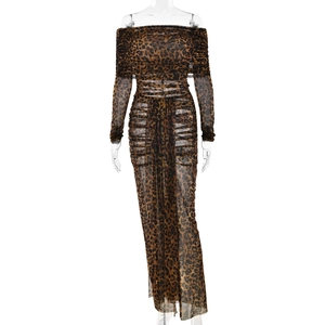 Ensemble 2 pièces femme imprimé léopard en tulle avec haut bustier et jupe fendue