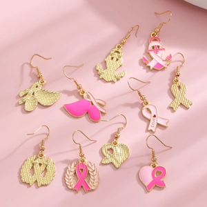 Set mit rosa Schleife Brustkrebs-Bewusstsein Ohrhänger aus Goldmetall und Emaille