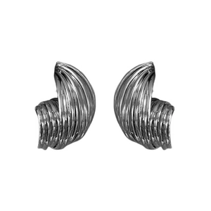 Minimalistische silberne gedrehte Ohrringe mit Spiraltextur und gewölbtem Metalldesign