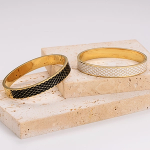 Vintage 304 stainless steel enamel bangles with gold lattice pattern in black and white