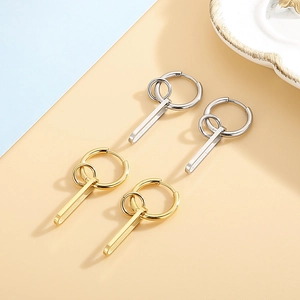 Minimalist multi-layer round hoop earrings with vertical bars in gold and silver steel