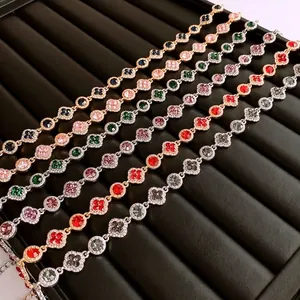 Collier Pendentif Fleur Trèfle Vintage Cuivre Avec Strass Colorés Chaîne Pull Style Palais Pour Femmes