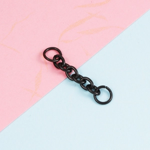34mm black stainless steel keychain connector with double rings on split background