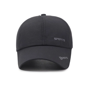 Breathable black quick-dry sports baseball cap with Sports lettering for outdoor activities