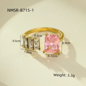 Detailed size parameters of the gold open ring with a pink square zircon stone