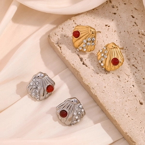 Scallop shell earrings with ruby red stone and white rhinestones in gold and silver