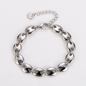 Macro shot of 8mm stainless steel coffee bean link chain with S.steel hallmark