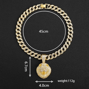 Dimensions de la chaîne cubaine dorée 45cm avec pendentif tête de lion givré