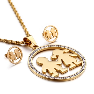 Collier Pendentif Garçon Et Fille Et Boucles Oreilles Acier Inoxydable Plaqué Or 18K Rond Strass Silhouette Creuse Bijoux